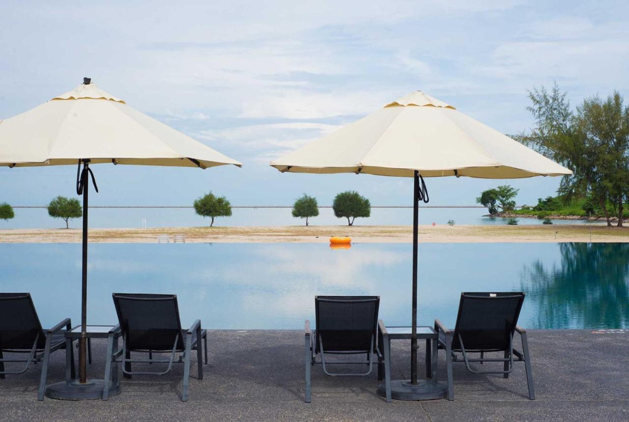 Century Langkasuka Resort Langkawi Pantai Cenang  Esterno foto
